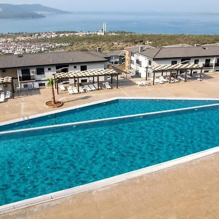Sea View Flat With Shared Pool 5 Min To Beach Апартаменты *