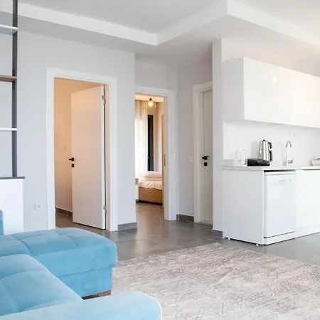 Sea View Flat With Shared Pool 5 Min To Beach Акбук