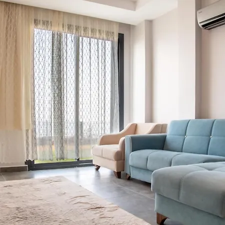 Sea View Flat With Shared Pool 5 Min To Beach Apartamento Akbük