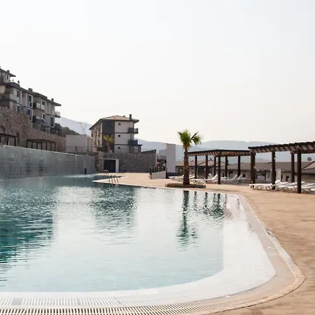 Sea View Flat With Shared Pool 5 Min To Beach * Акбук