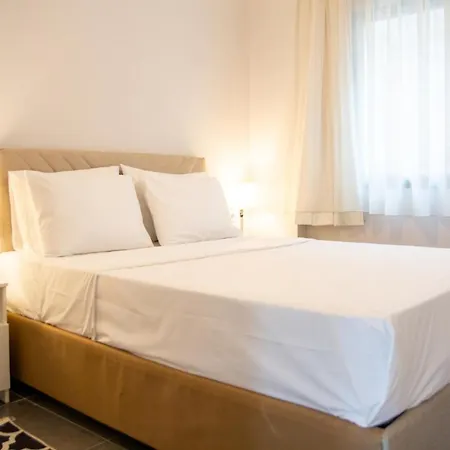 Apartmán Sea View Flat With Shared Pool 5 Min To Beach